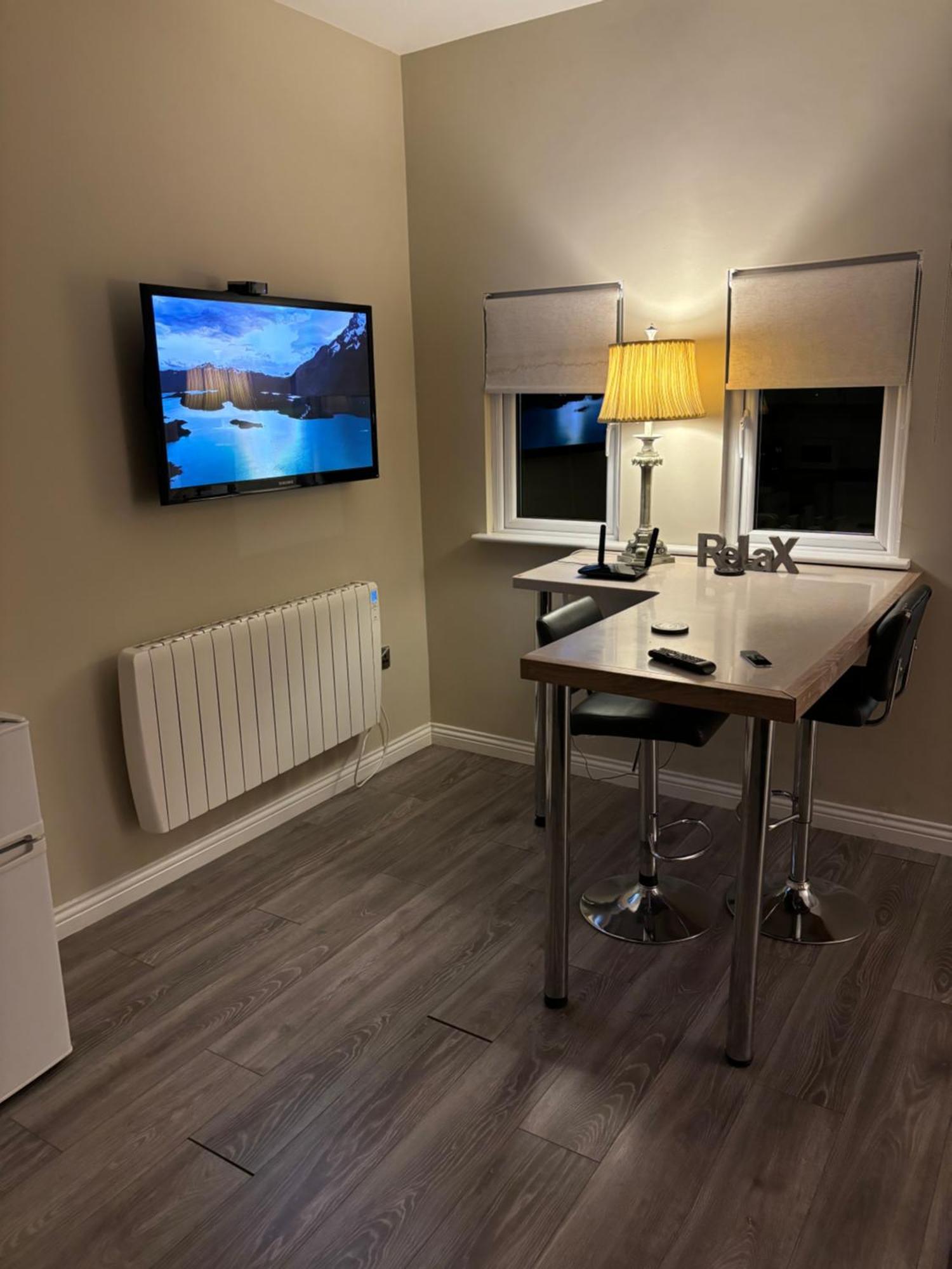 Апартаменты Garden Chalet Oranmore Голуэй Экстерьер фото